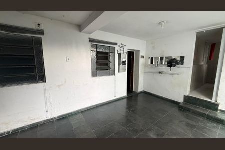 Sala de casa para alugar com 2 quartos, 65m² em Floresta, Belo Horizonte