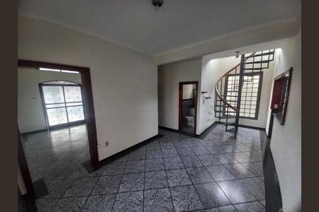 Sala de casa para alugar com 3 quartos, 229m² em Martins, Uberlândia