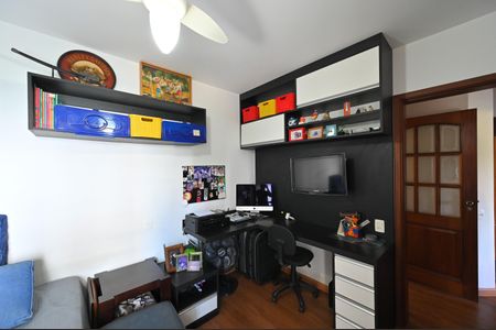 Apartamento à venda com 100m², 3 quartos e 2 vagasQuarto 3