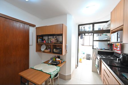 Apartamento à venda com 100m², 3 quartos e 2 vagasCozinha