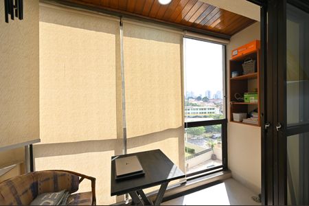 Apartamento à venda com 100m², 3 quartos e 2 vagasSala