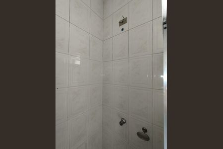 Casa à venda com 231m², 5 quartos e 1 vagaBanheiro - torneira