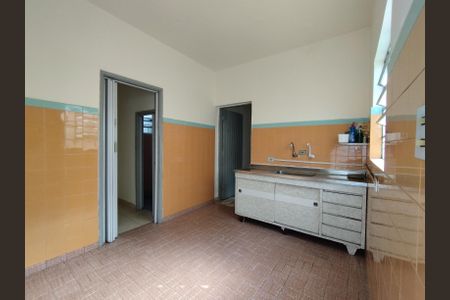 Casa à venda com 231m², 5 quartos e 1 vagaCozinha - Torneira