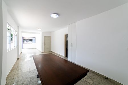 Apartamento à venda com 252m², 3 quartos e 3 vagasSala