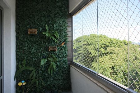 Apartamento à venda com 86m², 3 quartos e 1 vagaVaranda