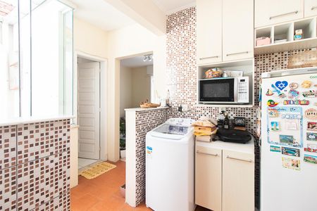 Apartamento à venda com 75m², 3 quartos e sem vagaCozinha e Área de Serviço