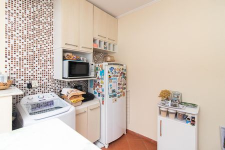 Apartamento à venda com 75m², 3 quartos e sem vagaCozinha e Área de Serviço