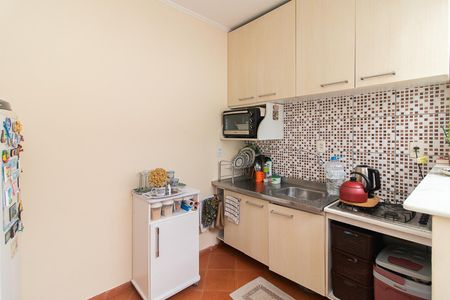 Apartamento à venda com 75m², 3 quartos e sem vagaCozinha e Área de Serviço