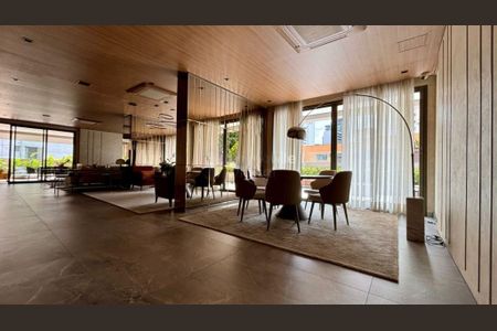 Apartamento à venda com 3 quartos, 136m² em Jardim das Acacias, São Paulo