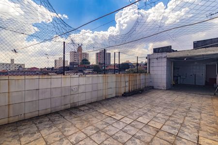 Casa à venda com 240m², 2 quartos e 3 vagas