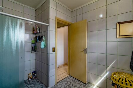 Casa à venda com 240m², 2 quartos e 3 vagas