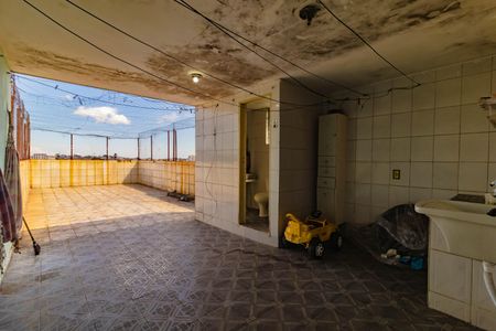 Casa à venda com 240m², 2 quartos e 3 vagas