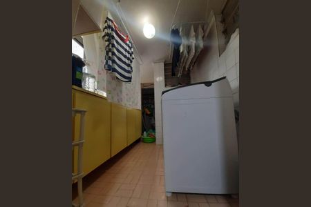 Apartamento à venda com 98m², 4 quartos e 1 vagaÁrea de serviço