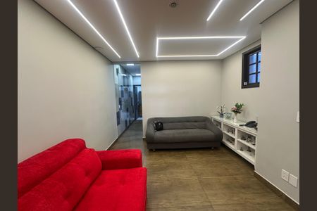 Casa para alugar com 277m², 4 quartos e 2 vagasSala