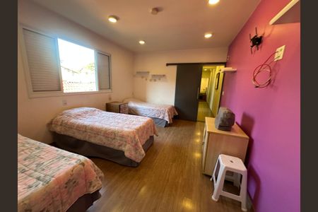 Casa para alugar com 277m², 4 quartos e 2 vagasSuíte 1