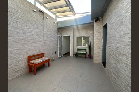 Casa para alugar com 277m², 4 quartos e 2 vagasChurrasqueira