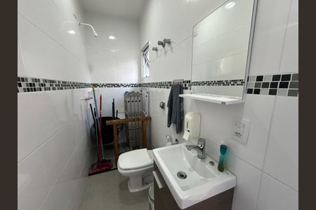 Casa para alugar com 277m², 4 quartos e 2 vagasBanheiro Social