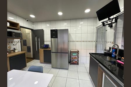 Casa para alugar com 277m², 4 quartos e 2 vagasCozinha