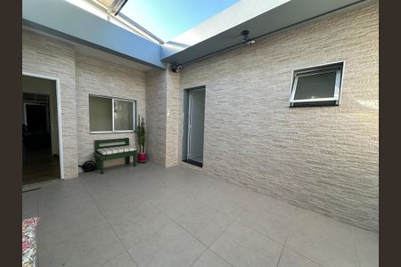 Casa para alugar com 277m², 4 quartos e 2 vagasChurrasqueira