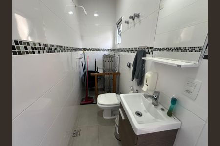 Casa para alugar com 277m², 4 quartos e 2 vagasBanheiro Social