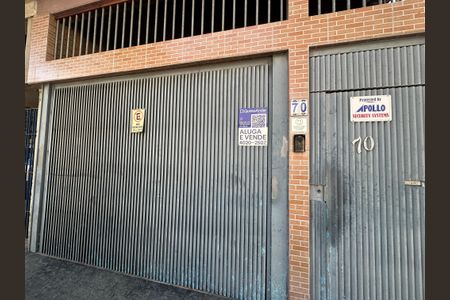 Casa para alugar com 277m², 4 quartos e 2 vagasFachada