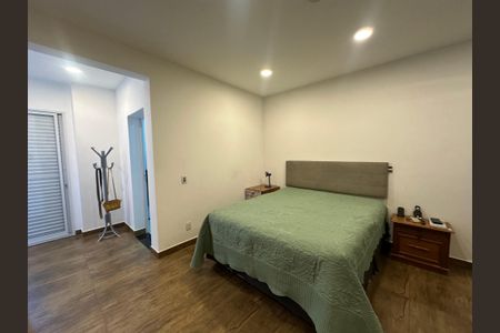 Casa para alugar com 277m², 4 quartos e 2 vagasSuíte 2