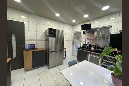 Casa para alugar com 277m², 4 quartos e 2 vagasCozinha