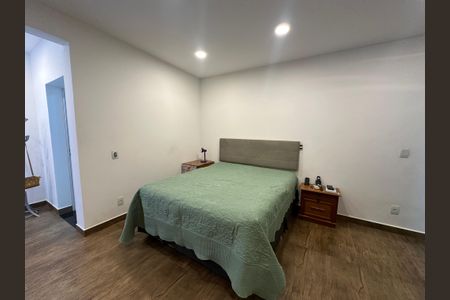 Casa para alugar com 277m², 4 quartos e 2 vagasSuíte 2