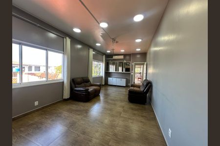 Casa para alugar com 277m², 4 quartos e 2 vagasSala de TV