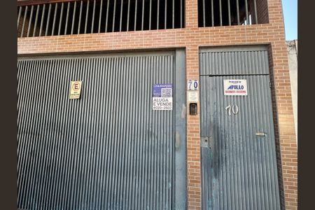 Casa para alugar com 277m², 4 quartos e 2 vagasFachada