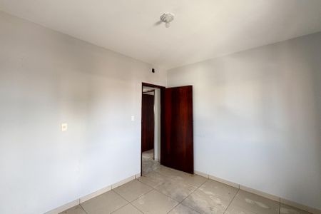 Casa à venda com 332m², 4 quartos e 2 vagasQuarto 2