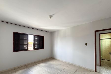 Casa à venda com 332m², 4 quartos e 2 vagasQuarto 3
