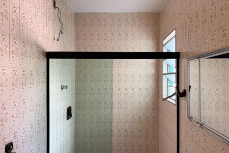 Casa à venda com 332m², 4 quartos e 2 vagasBanheiro Social