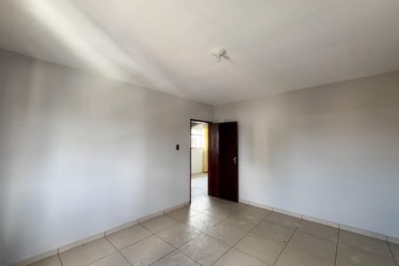 Casa à venda com 332m², 4 quartos e 2 vagasQuarto 3
