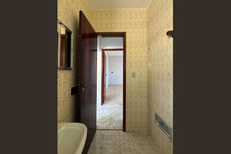 Casa à venda com 332m², 4 quartos e 2 vagasBanheiro Social