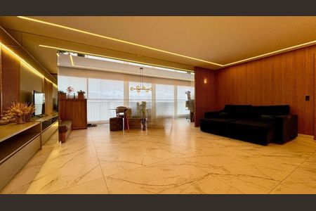 Apartamento à venda com 136m², 3 quartos e 2 vagas