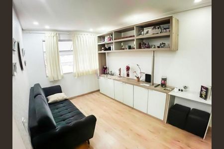 Apartamento à venda com 3 quartos, 75m² em Vila Sofia, São Paulo