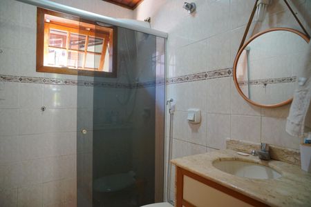 Casa de condomínio para alugar com 280m², 3 quartos e 2 vagasBanheiro Social