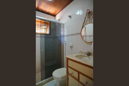 Casa de condomínio para alugar com 280m², 3 quartos e 2 vagasBanheiro Social
