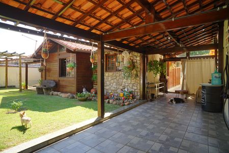 Casa de condomínio para alugar com 280m², 3 quartos e 2 vagasGaragem