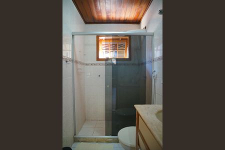 Casa de condomínio para alugar com 280m², 3 quartos e 2 vagasBanheiro Social