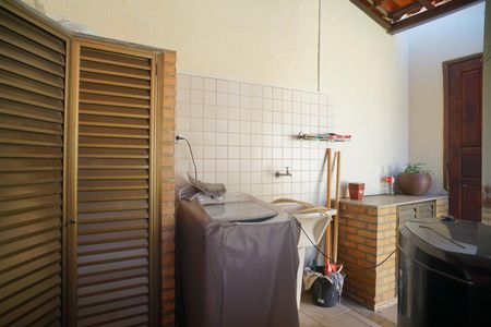 Casa de condomínio para alugar com 280m², 3 quartos e 2 vagasÁrea de Serviço
