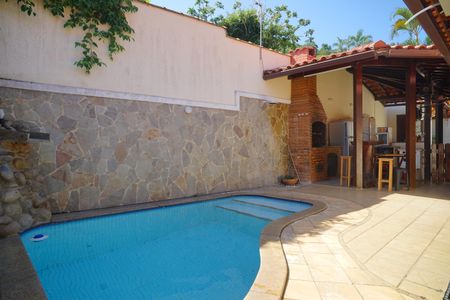 Casa de condomínio para alugar com 280m², 3 quartos e 2 vagasÁrea externa