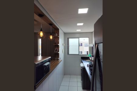 Cozinha de apartamento para alugar com 2 quartos, 44m² em Vila Urupes, Suzano
