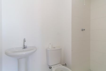 Apartamento para alugar com 32m², 2 quartos e sem vaga Apartamento para alugar com 32m², 2 quartos e sem vagaBanheiro