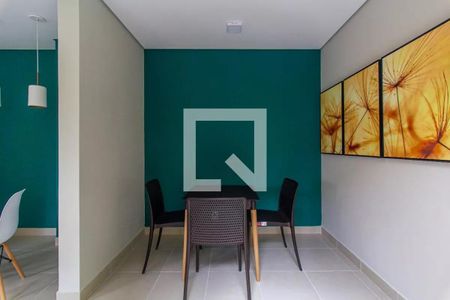 Apartamento para alugar com 32m², 2 quartos e sem vaga Apartamento para alugar com 32m², 2 quartos e sem vagaÁrea comum - Salão de festas