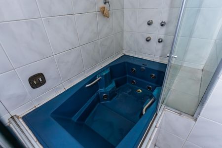 Casa para alugar com 309m², 4 quartos e 4 vagasBanheiro suite