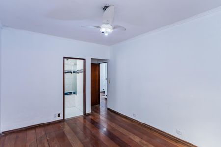 Casa para alugar com 309m², 4 quartos e 4 vagasSuite