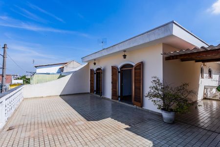 Casa para alugar com 309m², 4 quartos e 4 vagasVaranda quartos