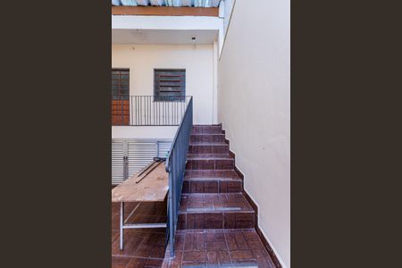 Casa para alugar com 309m², 4 quartos e 4 vagasEscada